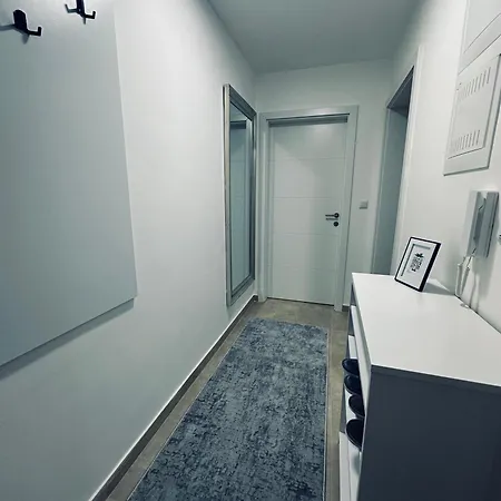 Apartman Tuzla * Tuzla